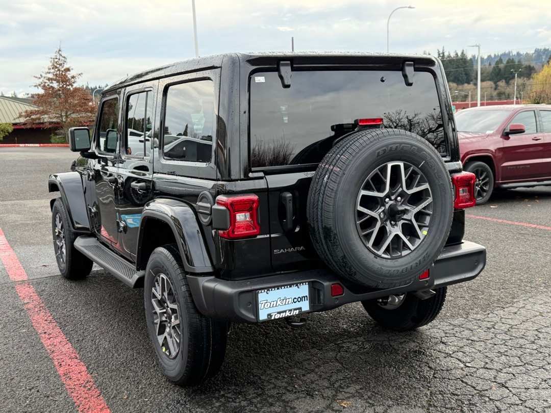 2026 Jeep Wrangler Sahara - Image 6