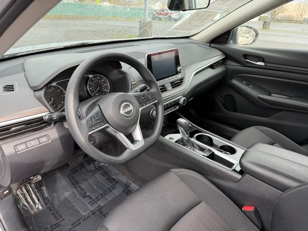 2024 Nissan Altima 2.5 SV - Image 16