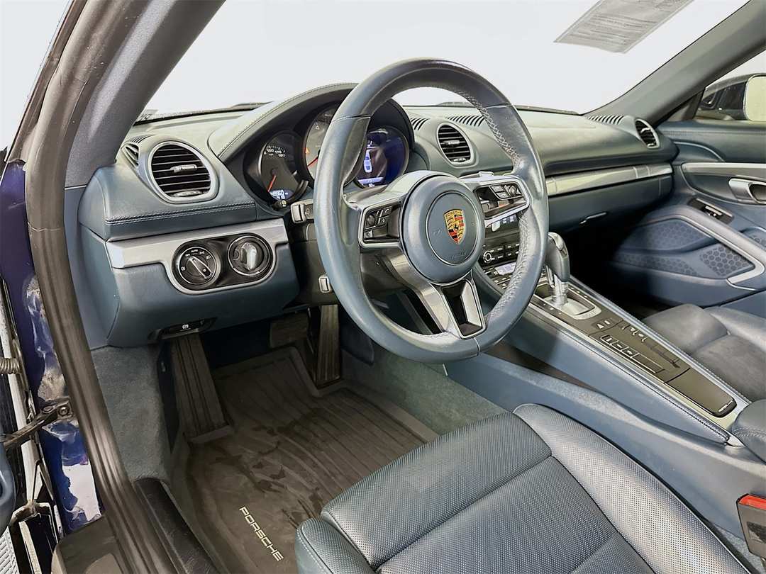 2018 Porsche 718 Cayman Base - Image 9