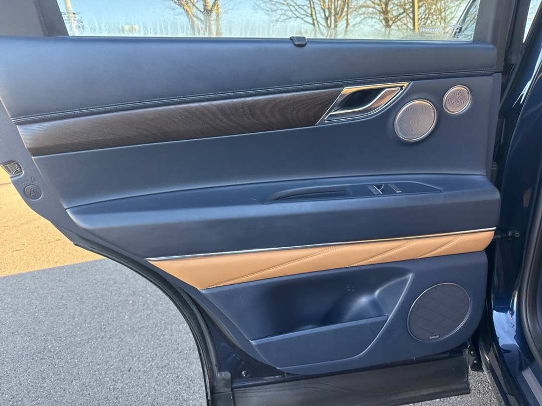 2021 Genesis Gv80 2.5T - Image 16