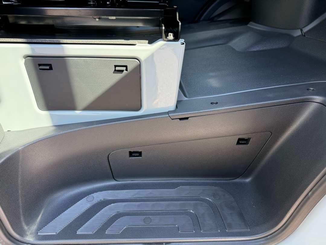 2025 Mercedes-Benz Sprinter 2500 Cargo 144 WB - Image 16