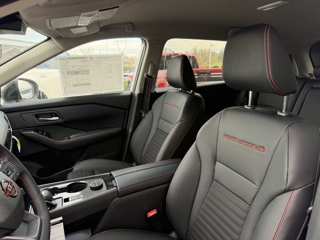 2026 Nissan Rogue Rock Creek - Image 14