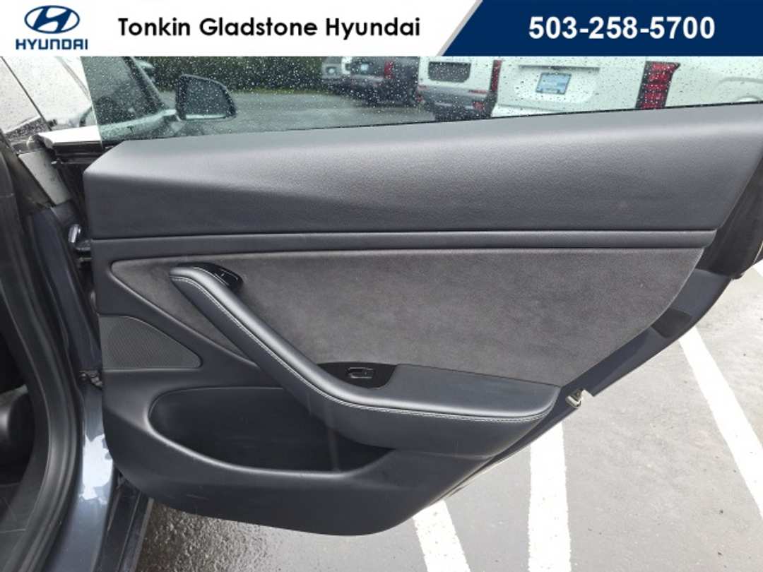 2020 Tesla Model 3 Performance - Image 20