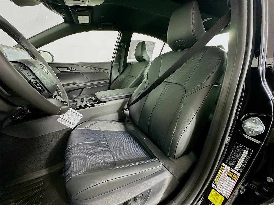 2026 Toyota Camry XSE - Image 21