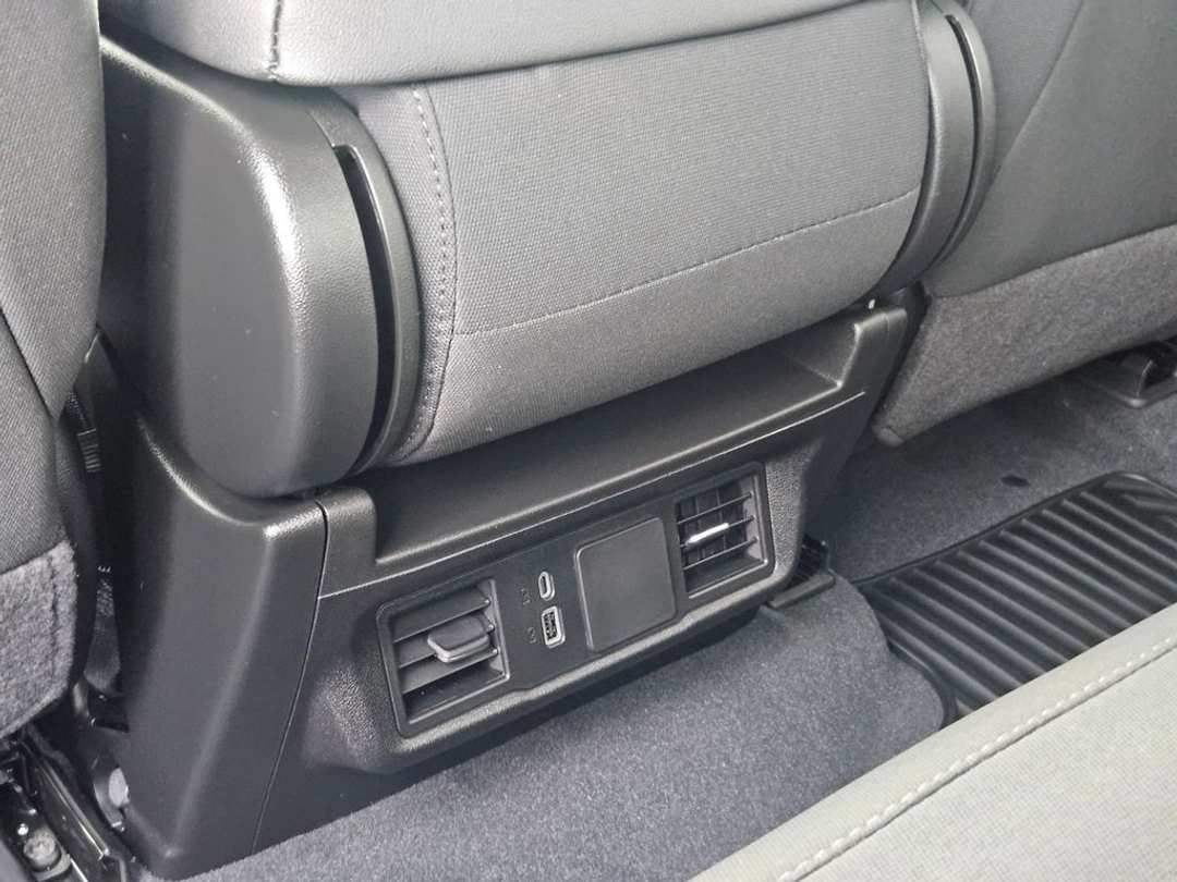 2026 Chevrolet Silverado 1500 Custom - Image 27