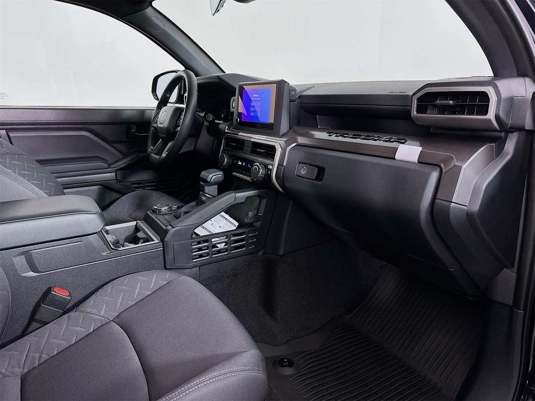 2025 Toyota Tacoma SR5 - Image 27