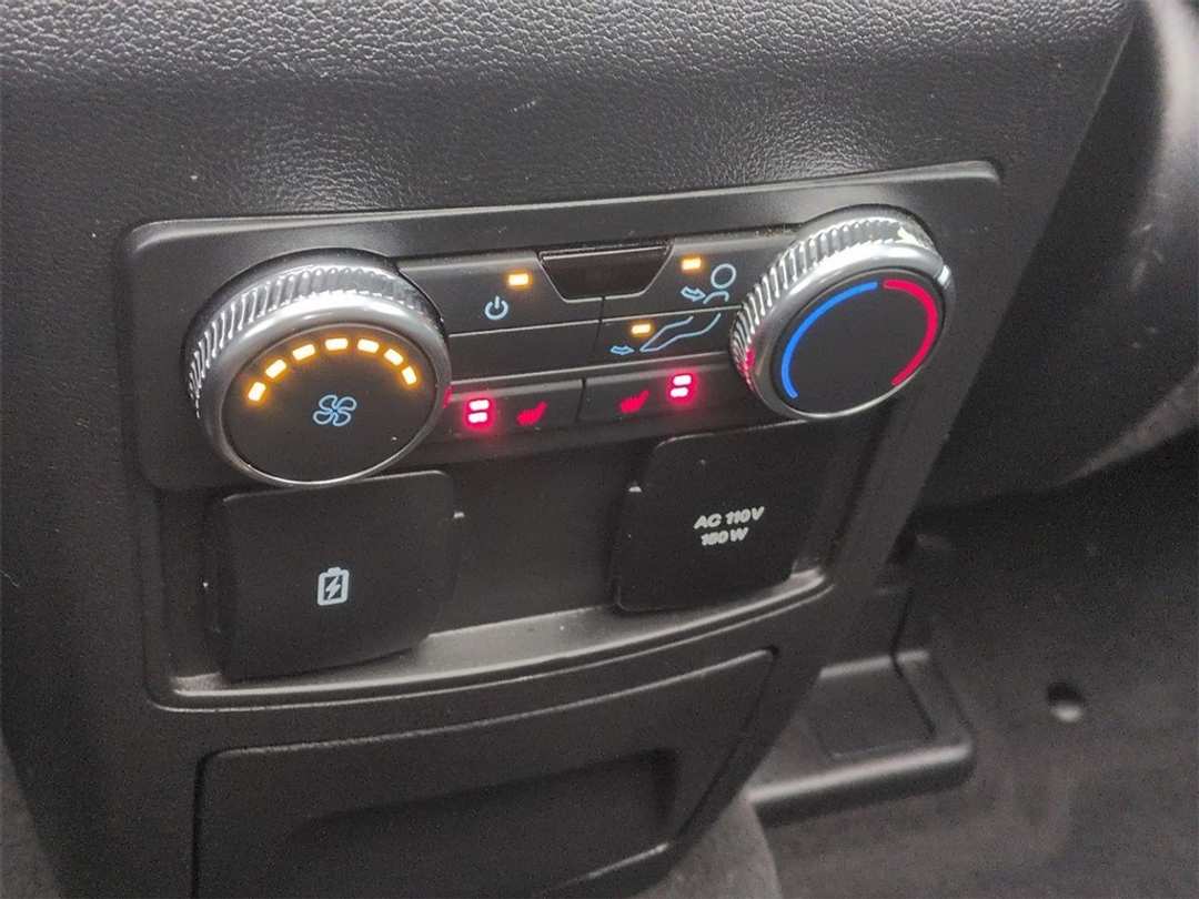 2022 Ford Explorer Timberline - Image 25