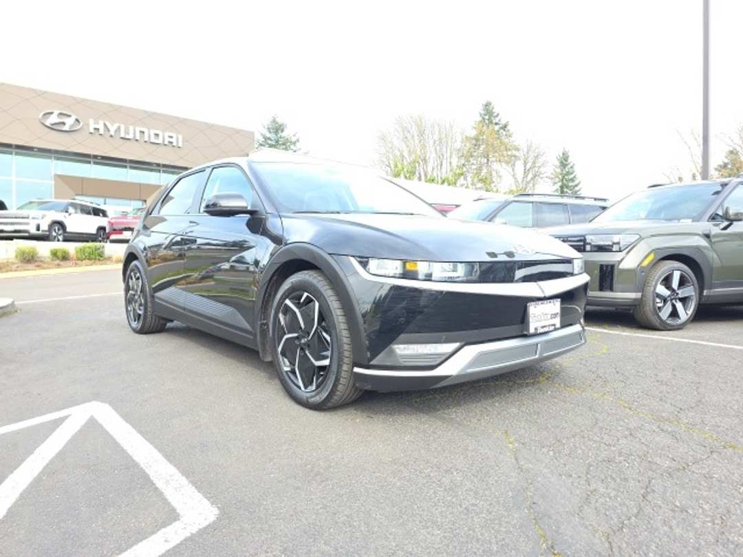 2023 Hyundai Ioniq 5 SE - Image 2