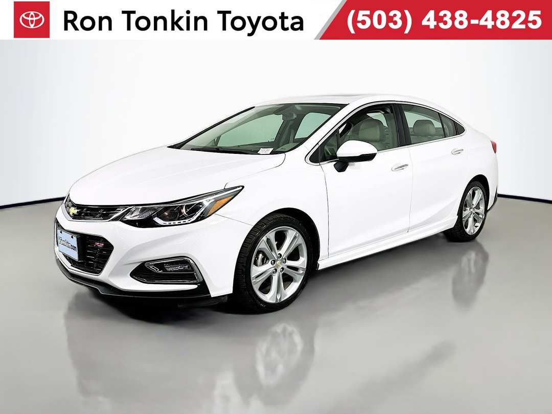 2017 Chevrolet Cruze Premier - Image 3