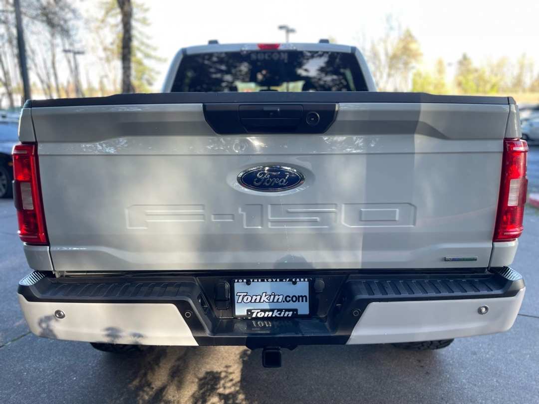 2023 Ford F-150 XL - Image 6