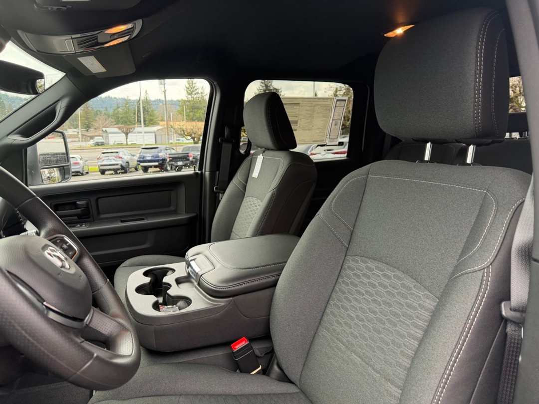 2026 Ram 3500 Tradesman - Image 16