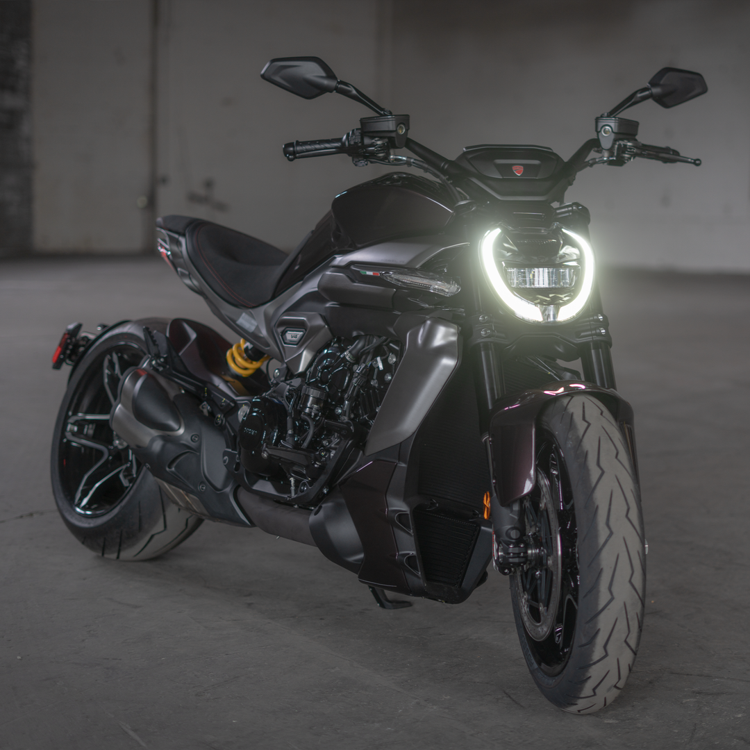 2025 Ducati Xdiavel V4 - Image 14