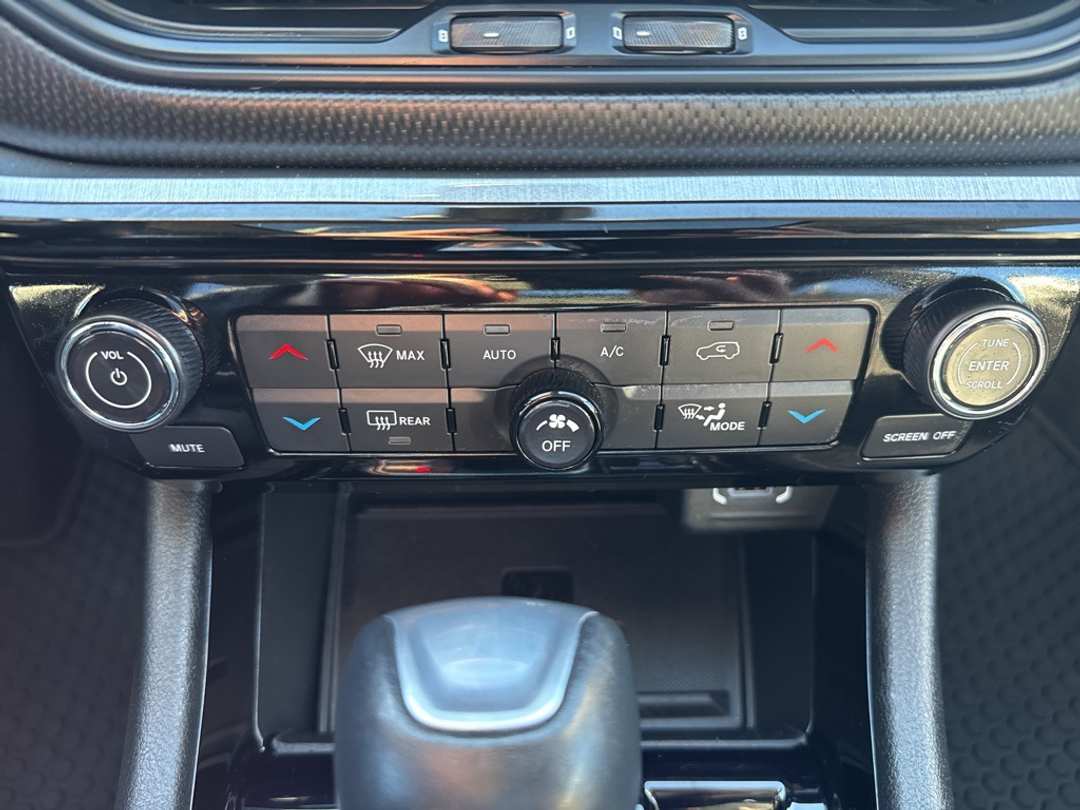 2022 Jeep Compass Trailhawk - Image 20