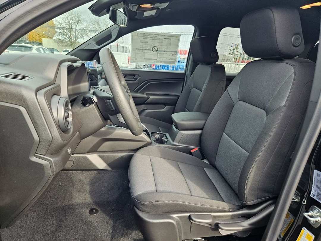 2026 Chevrolet Colorado Trail Boss - Image 14