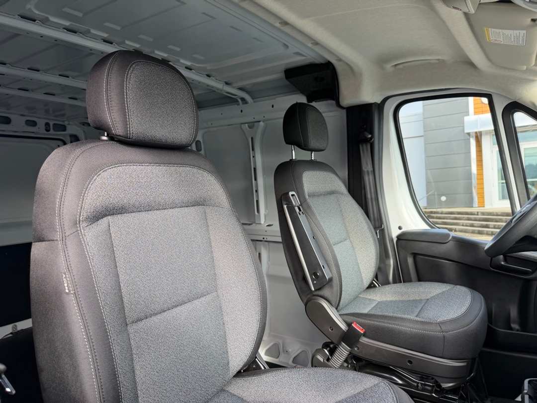 2026 Ram Promaster 1500 Low Roof - Image 28