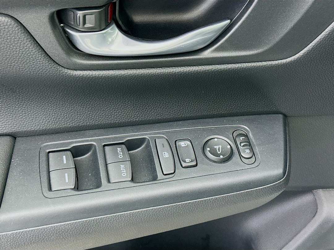 2024 Honda CR-V Sport - Image 18