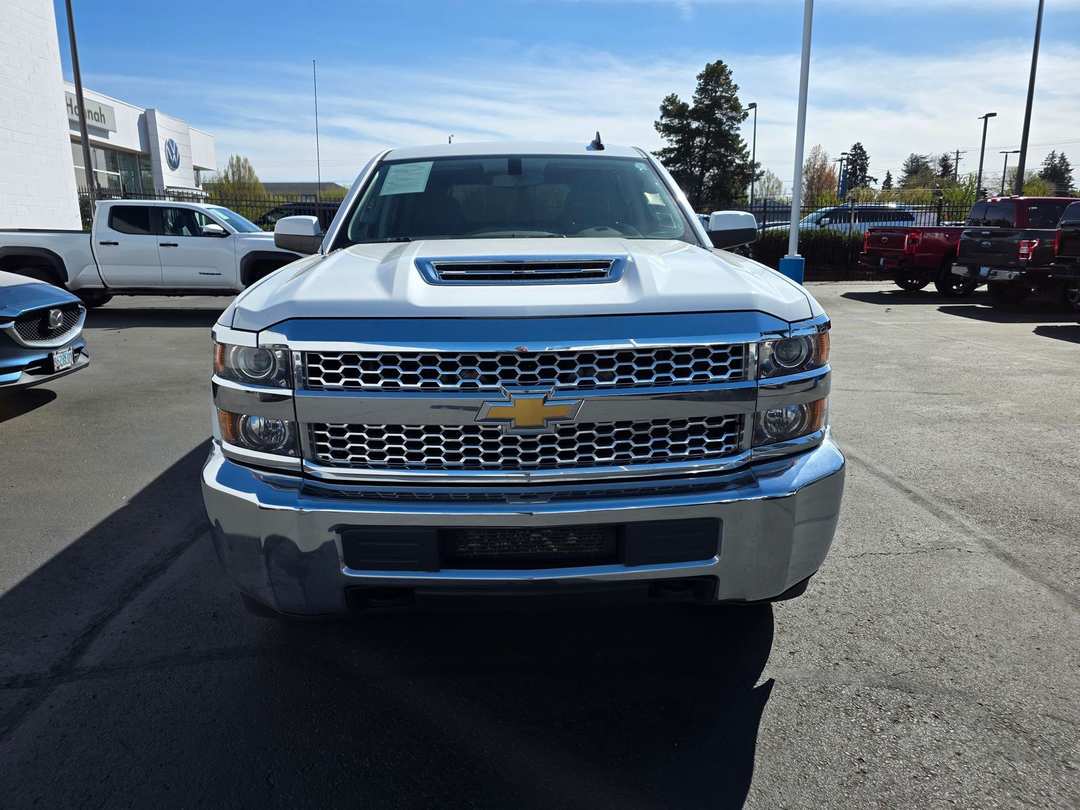 2019 Chevrolet Silverado 2500Hd LT - Image 3