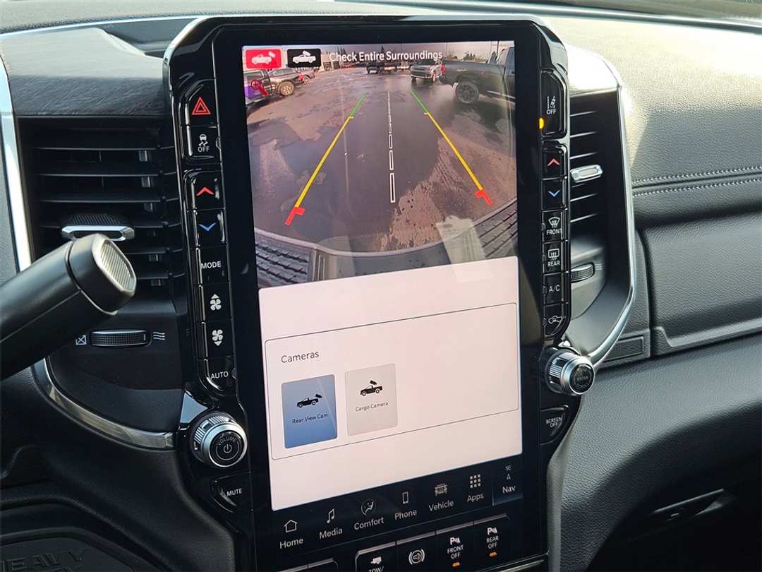 2026 Ram 2500 Laramie - Image 21