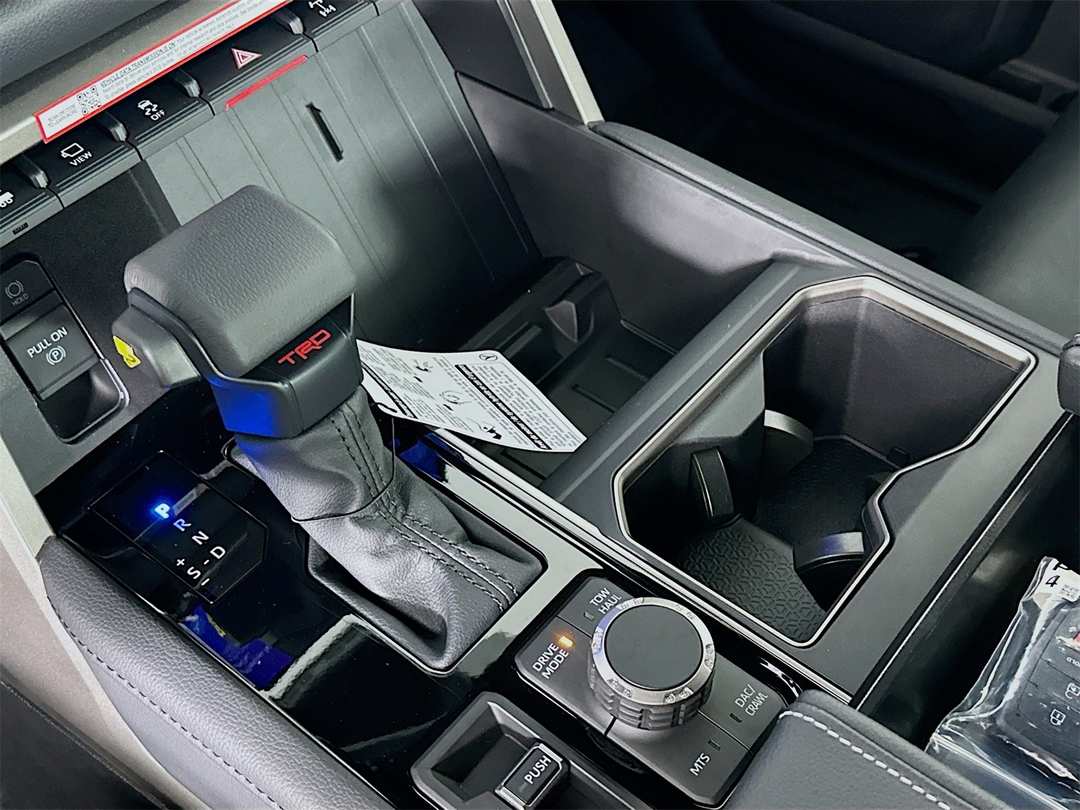 2026 Toyota Tundra Limited - Image 17