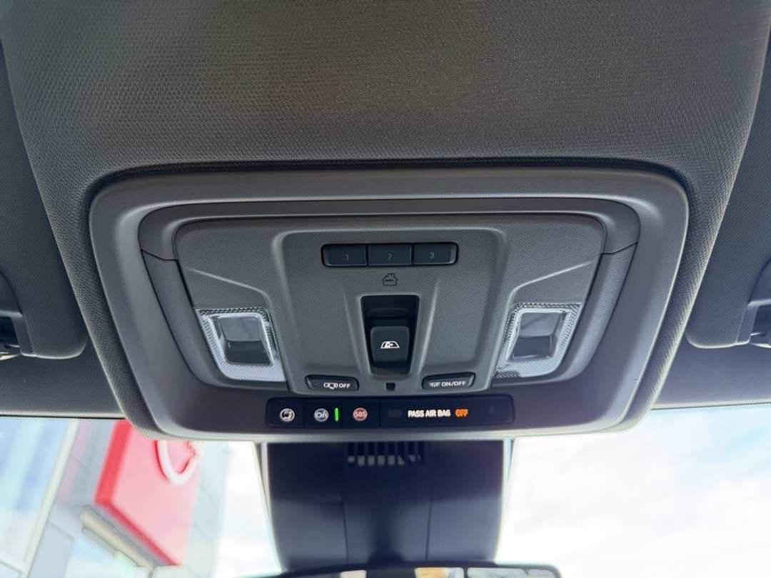 2025 Chevrolet Silverado 1500 LT Trail Boss - Image 28