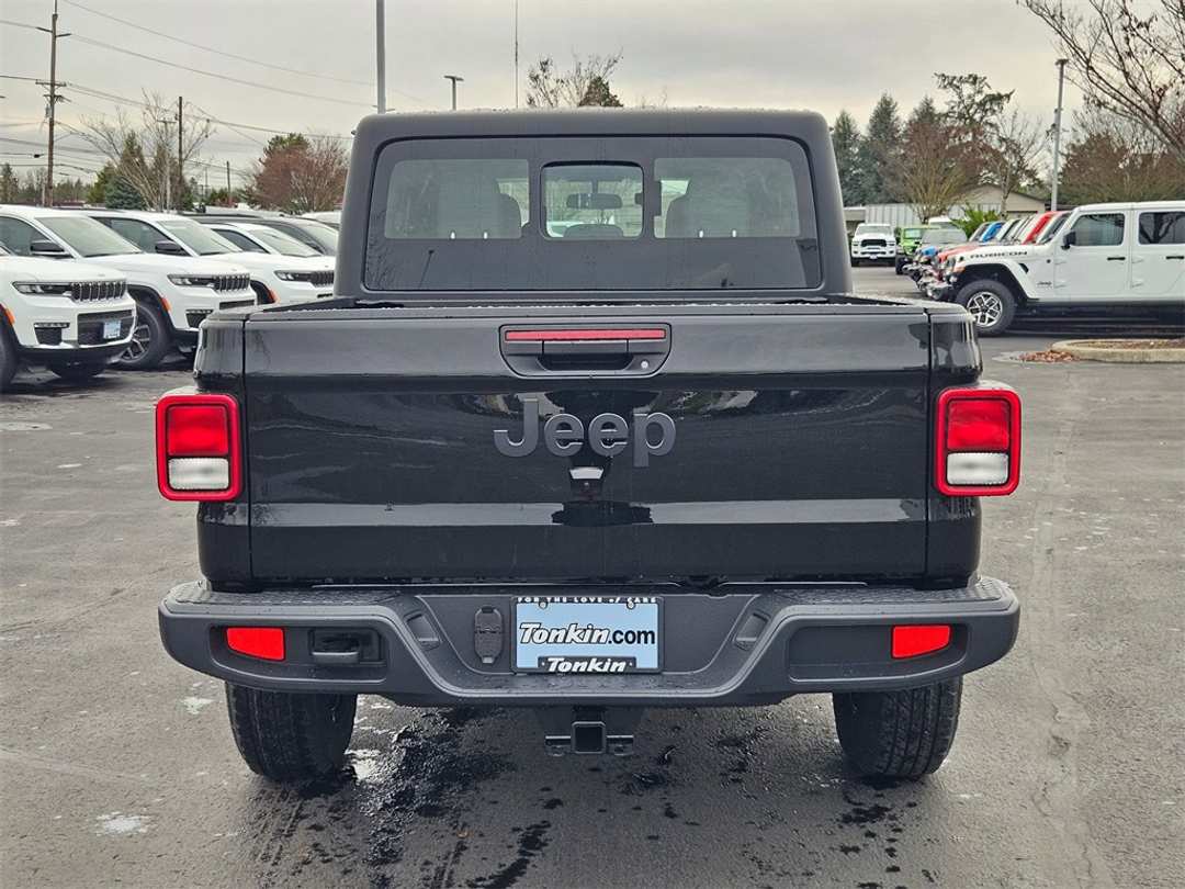 2026 Jeep Gladiator Sport - Image 5