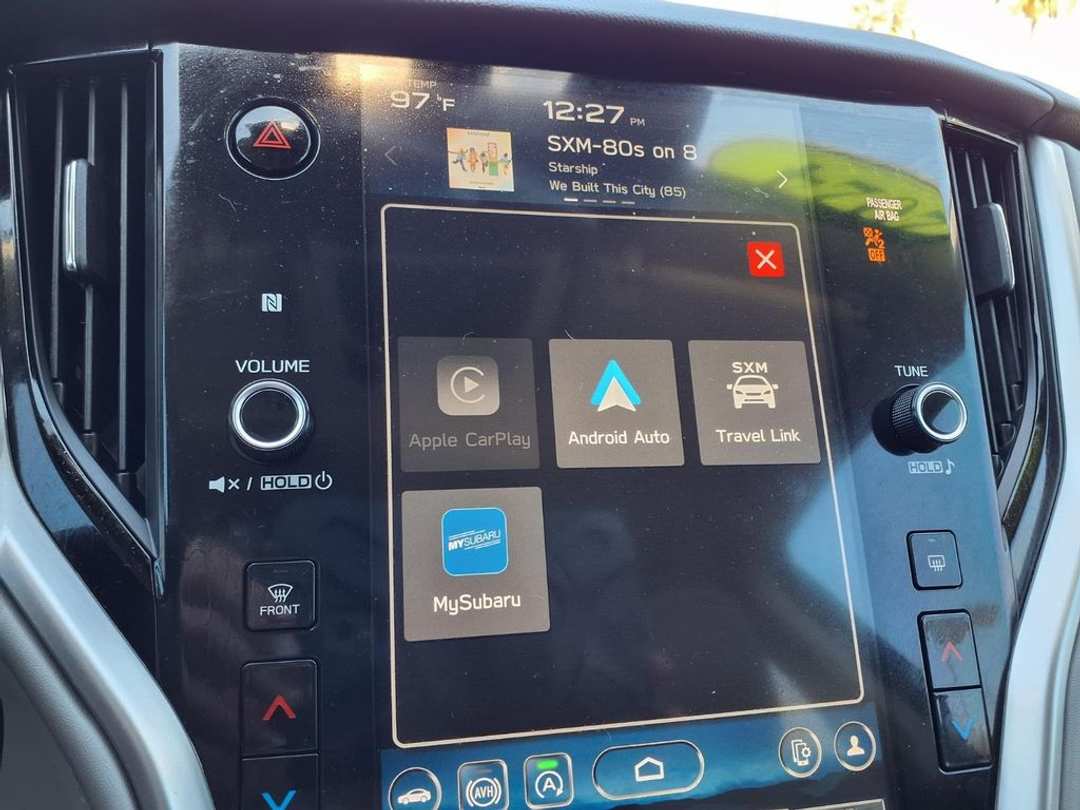 2024 Subaru Outback Premium - Image 3