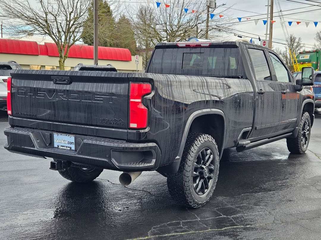 2026 Chevrolet Silverado 3500Hd High Country - Image 6