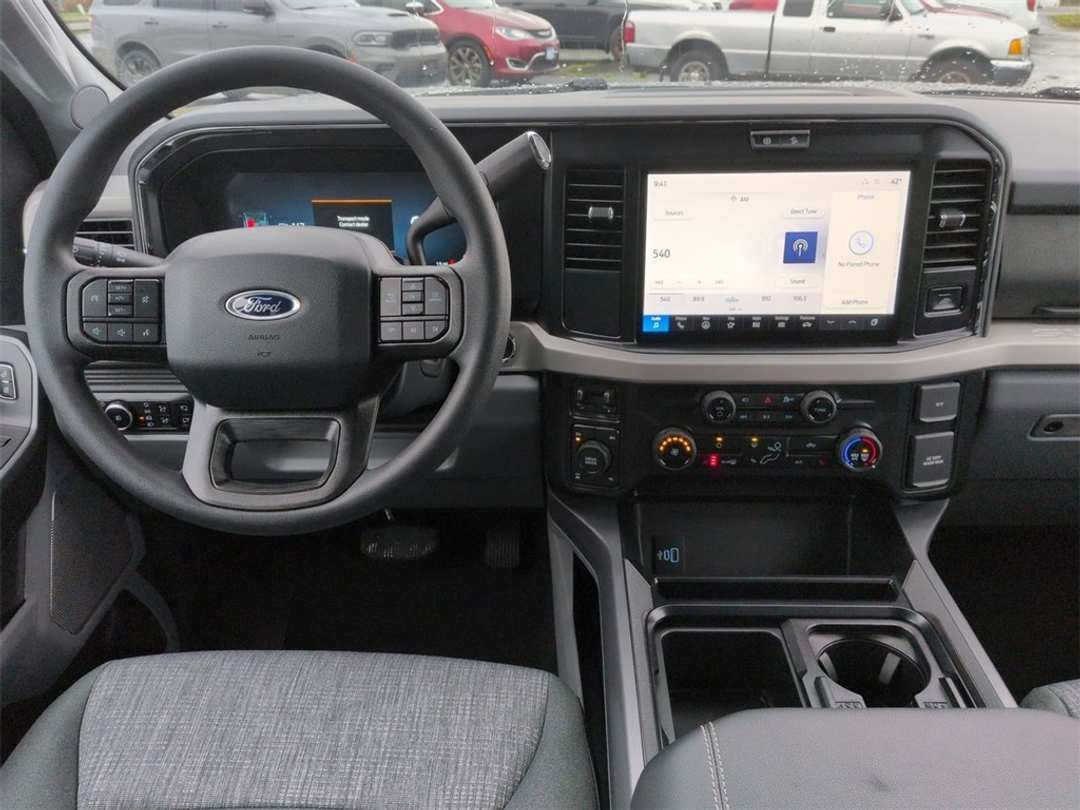 2026 Ford F-350Sd XLT - Image 23