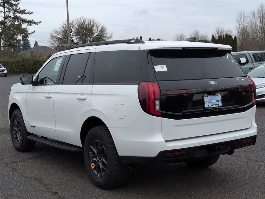 2026 Ford Expedition Tremor - Image 3