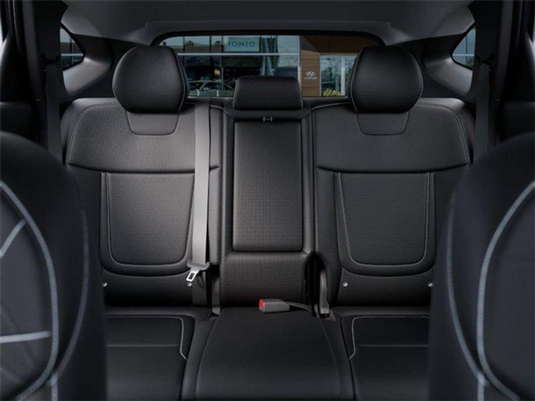 2026 Hyundai Tucson SE - Image 12