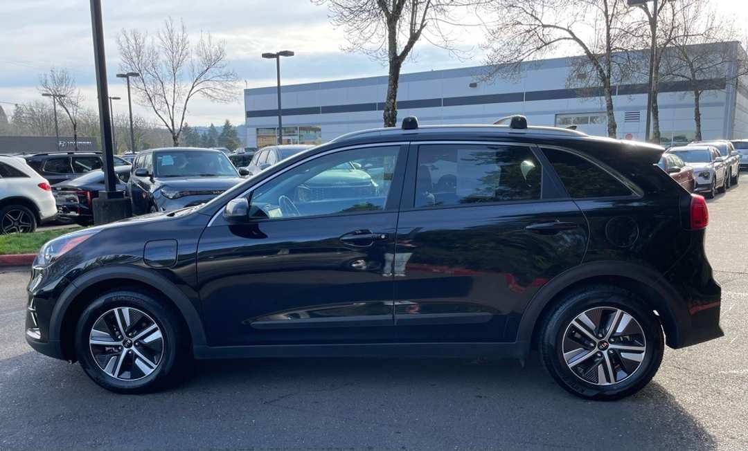 2020 Kia Niro LXS - Image 8