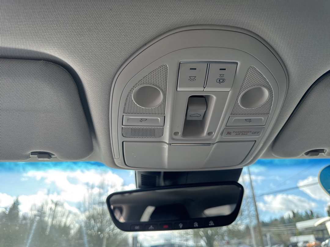 2019 Genesis G70 2.0T Advanced - Image 31