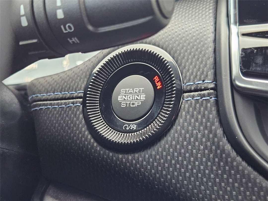 2026 Jeep Compass Latitude - Image 17