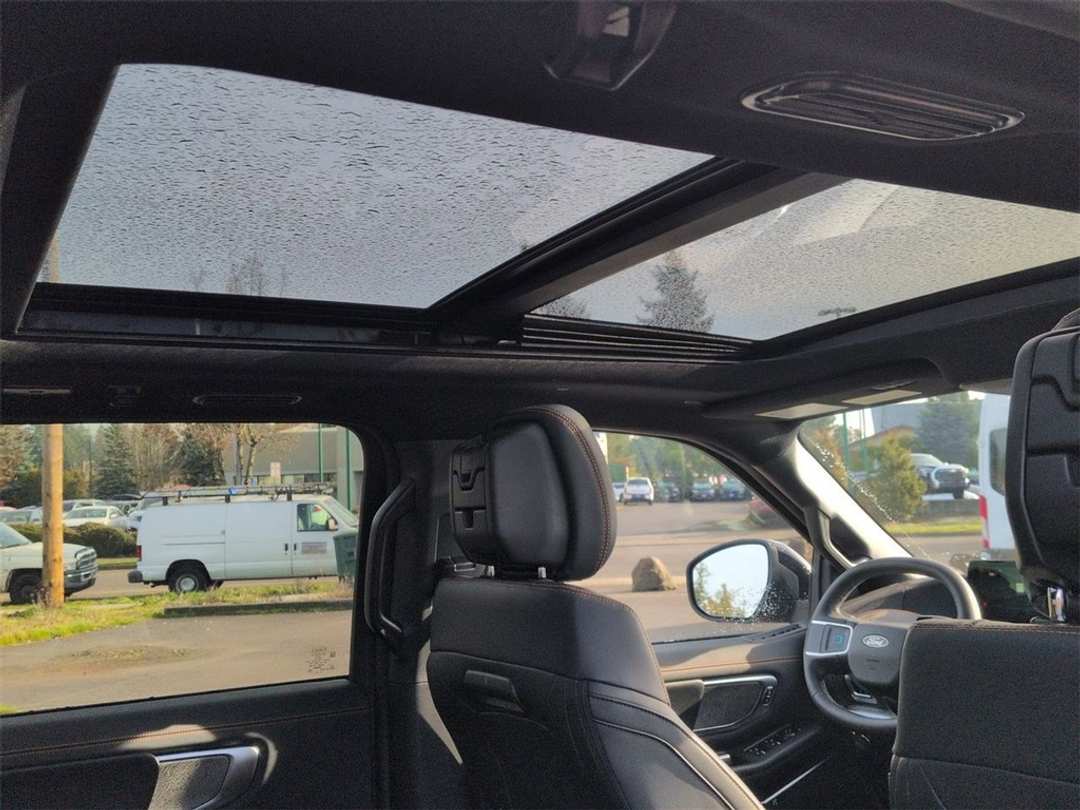 2026 Ford Expedition Tremor - Image 31