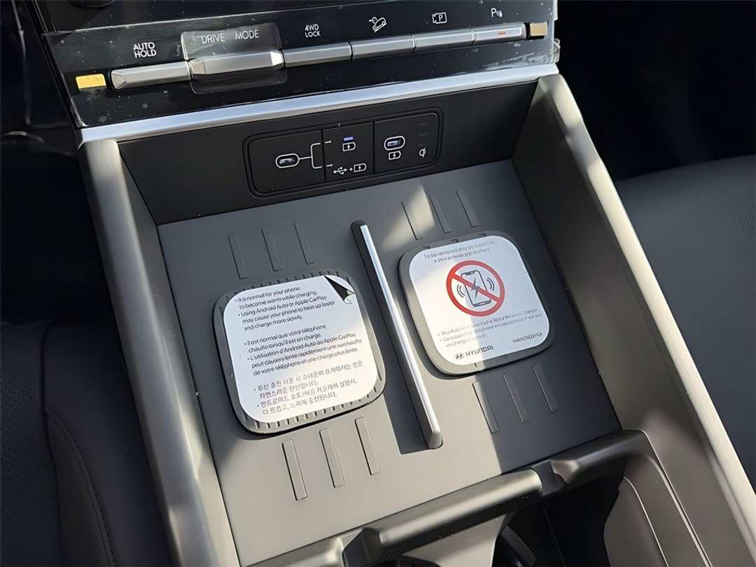 2026 Hyundai Santa Fe SEL - Image 23