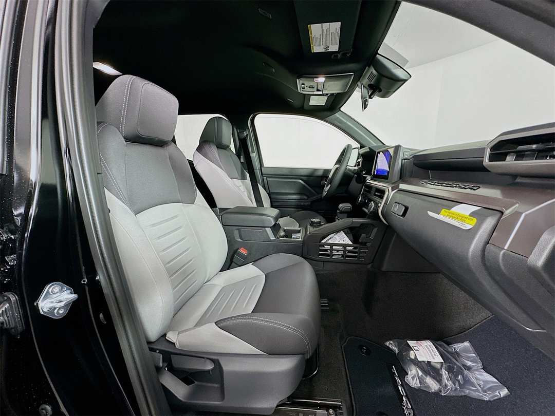 2026 Toyota Tacoma TRD Sport - Image 27