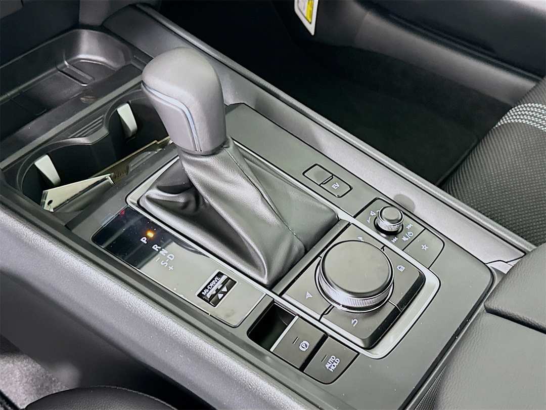 2026 MAZDA Cx-50 Preferred - Image 17