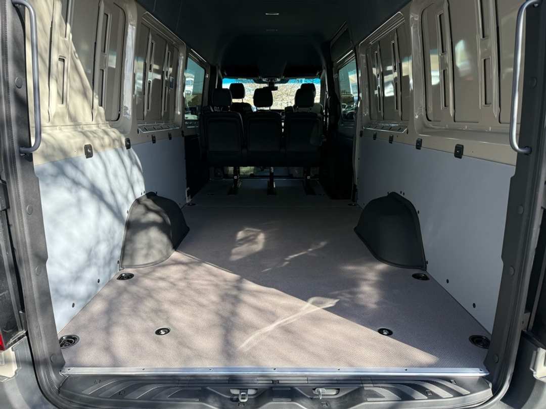 2026 Mercedes-Benz Sprinter 2500 Cargo 170 WB - Image 25