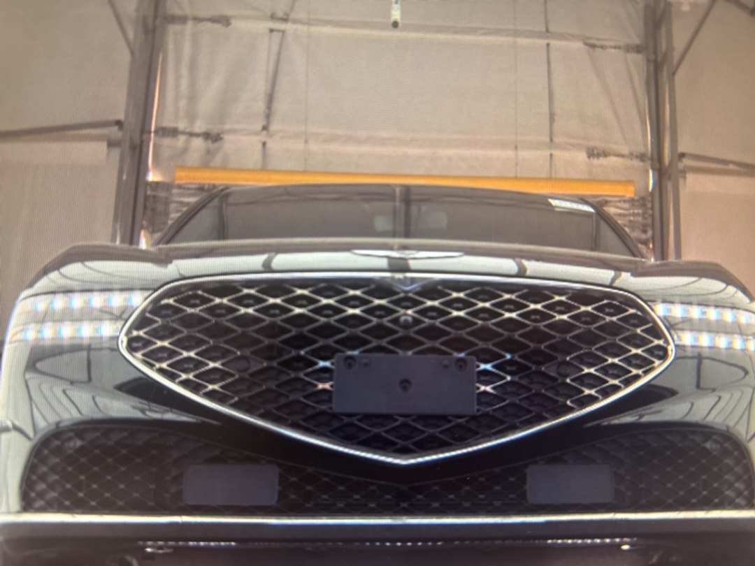 2025 Genesis G90 3.5T eSC - Image 8