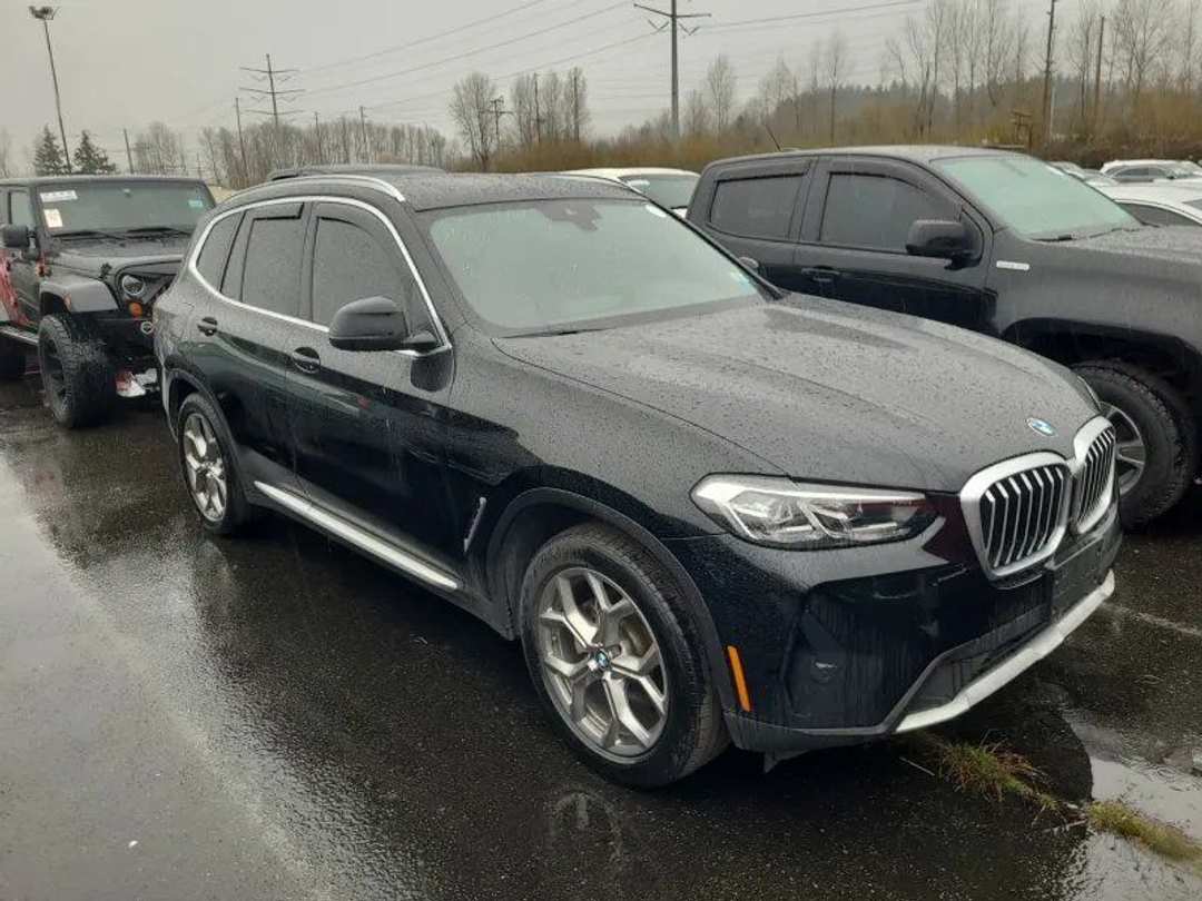 2022 BMW X3 xDrive30i - Image 2