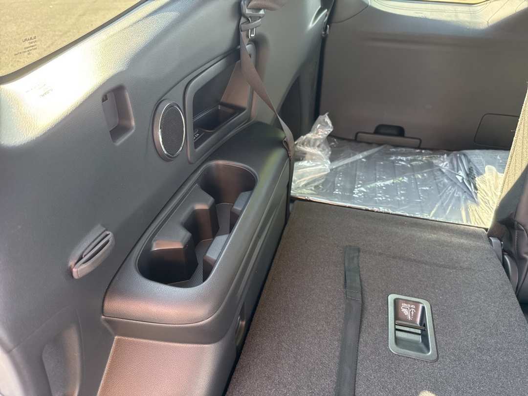 2025 Subaru Ascent Onyx Edition Touring - Image 39