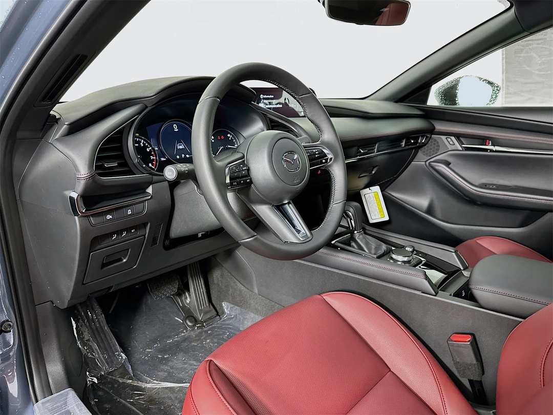 2026 MAZDA Mazda3 2.5 S Carbon Edition - Image 9