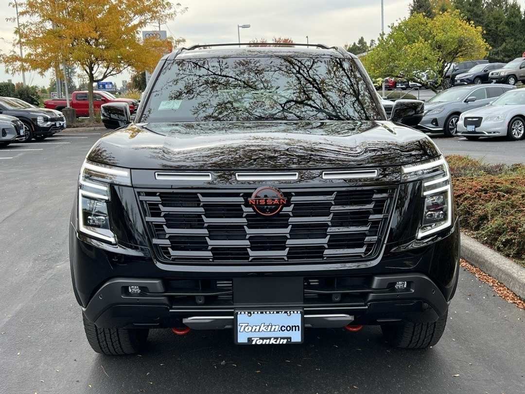2026 Nissan Armada PRO4X - Image 2