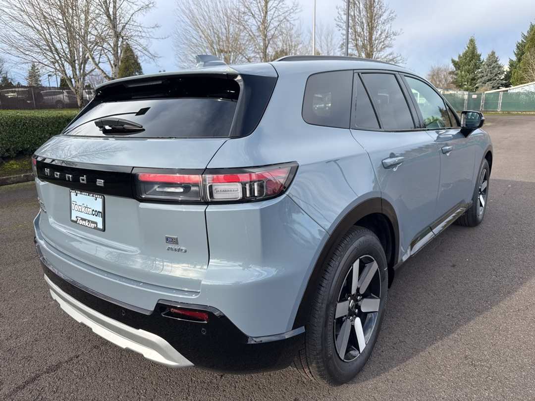 2026 Honda Prologue Touring - Image 3