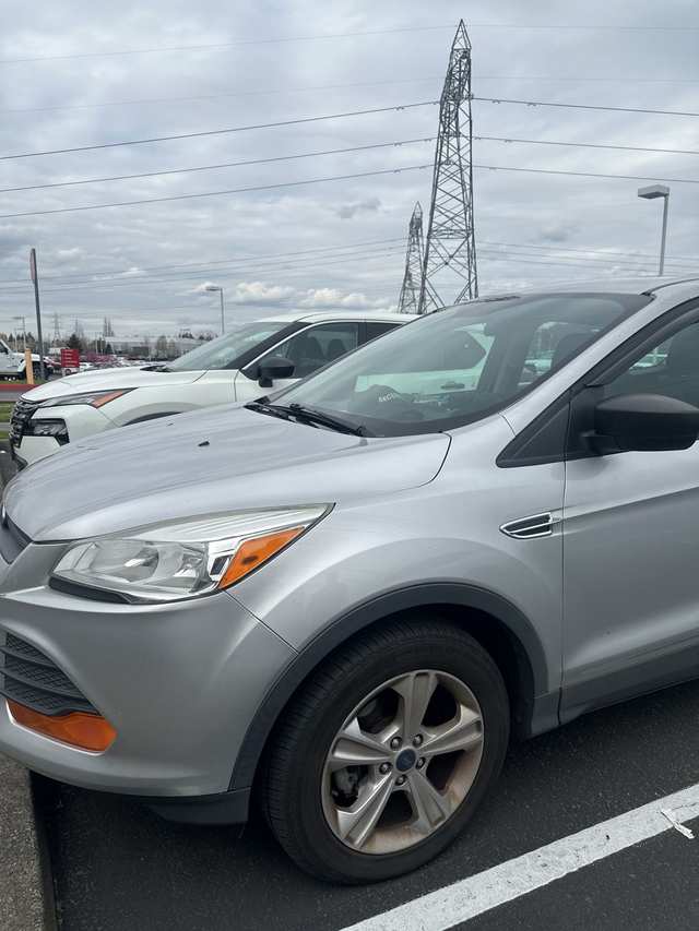 2016 Ford Escape S