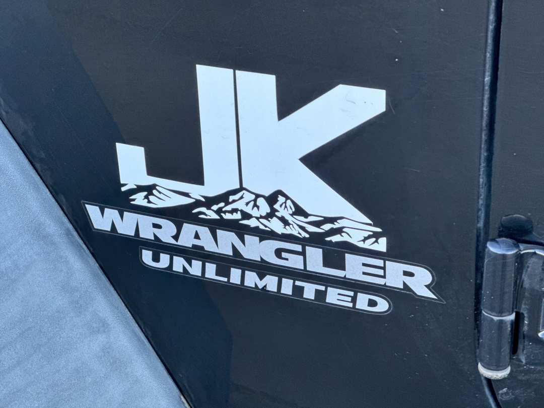 2012 Jeep Wrangler Unlimited Rubicon - Image 23