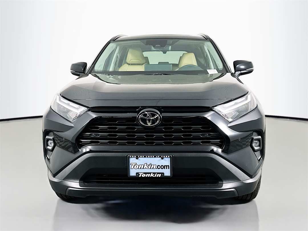 2025 Toyota Rav4 XLE Premium - Image 2