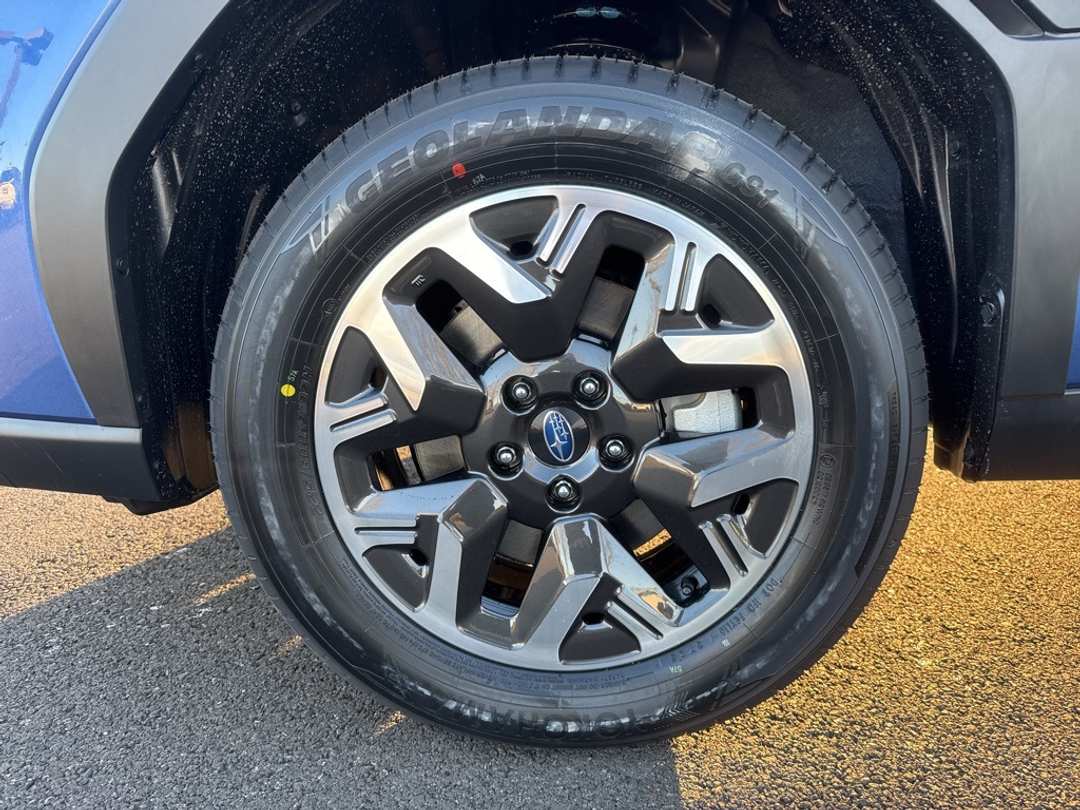 2026 Subaru Forester Base - Image 9