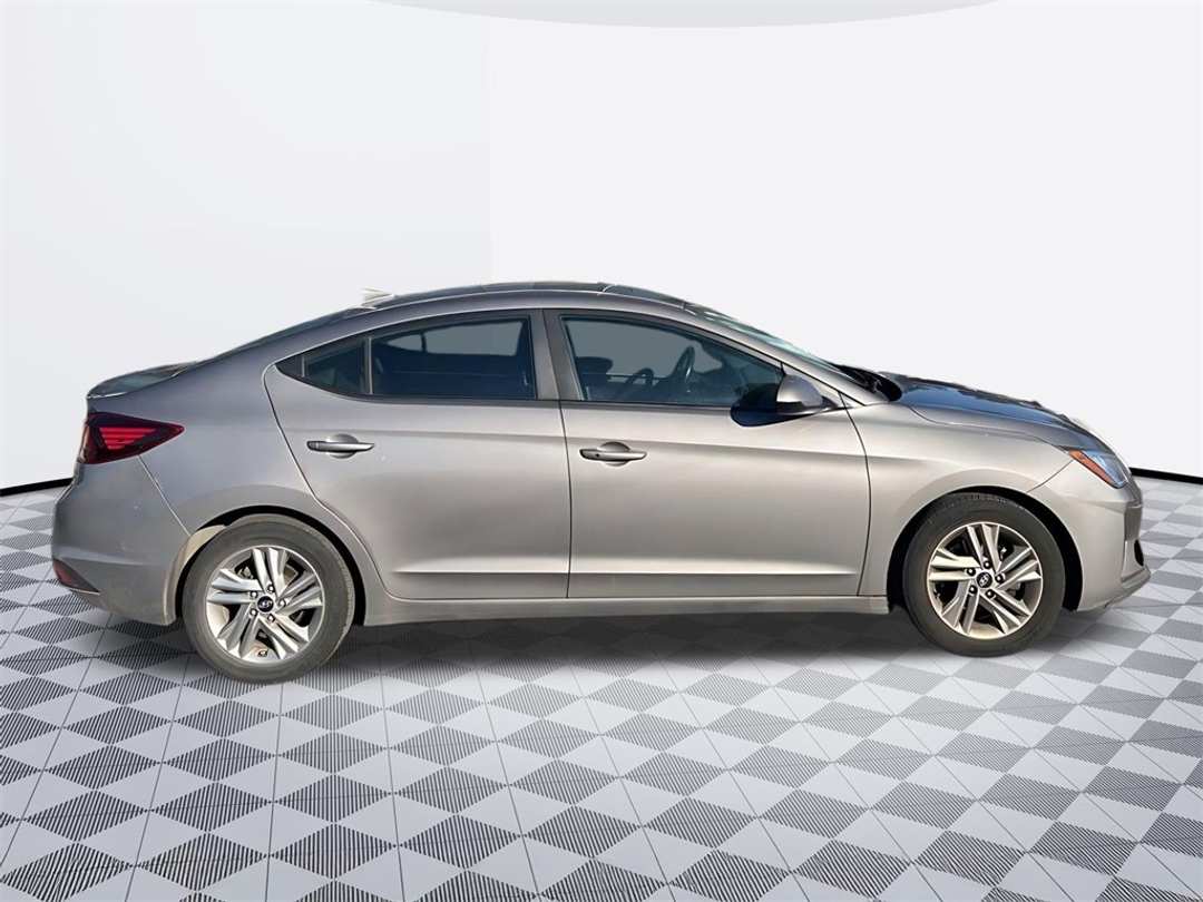 2020 Hyundai Elantra Value Edition - Image 2