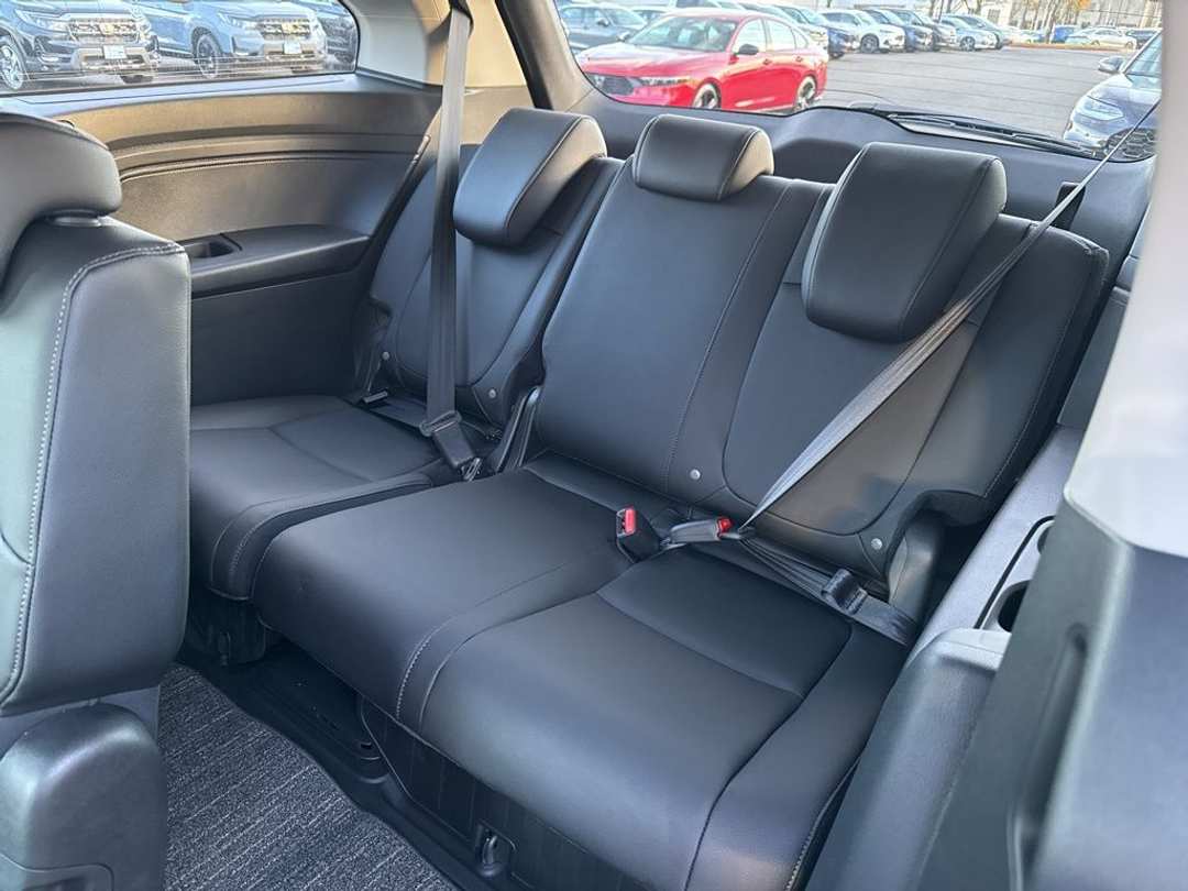 2026 Honda Odyssey EXL - Image 13